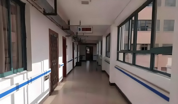 程潇曾确诊精神疾病与梁朝伟传闻早真相大白